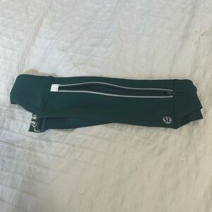 Lululemon Fast and Free Belt